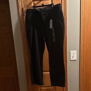 Women 14 Tommy Hilfiger Black Chino